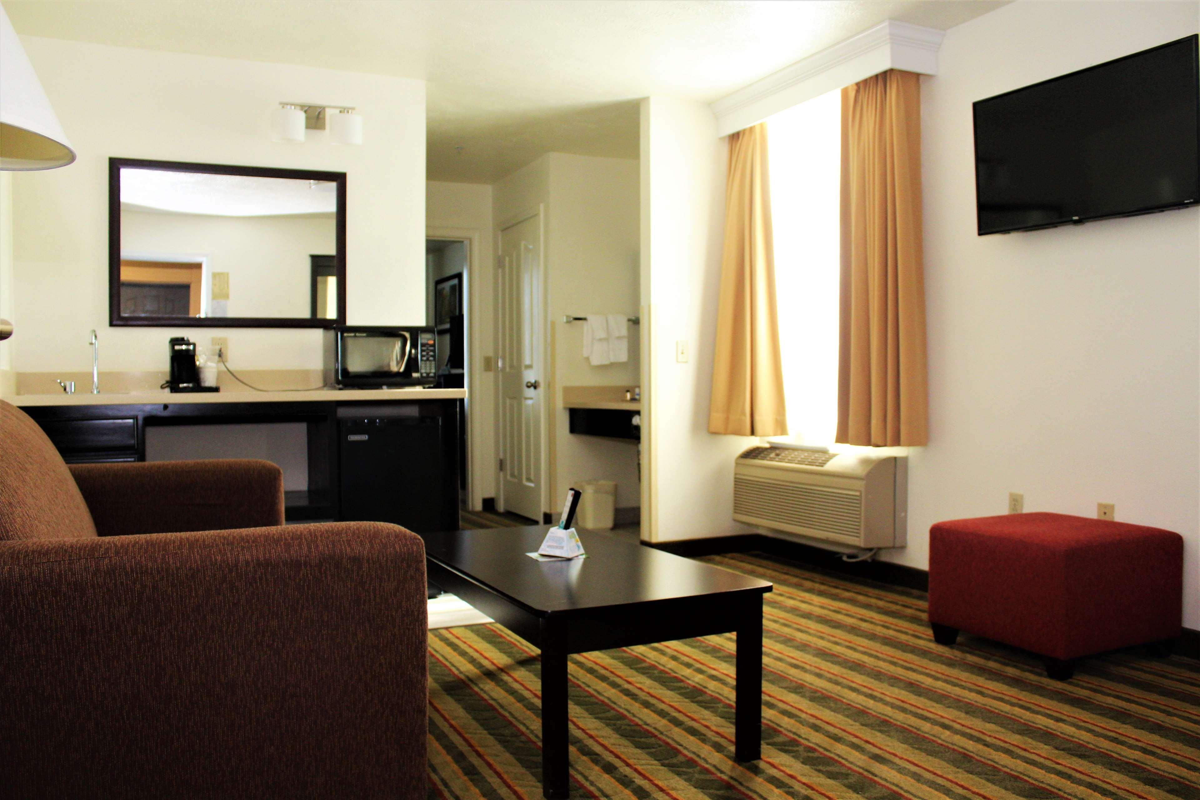 Best Western Plus Moose Jaw Ngoại thất bức ảnh