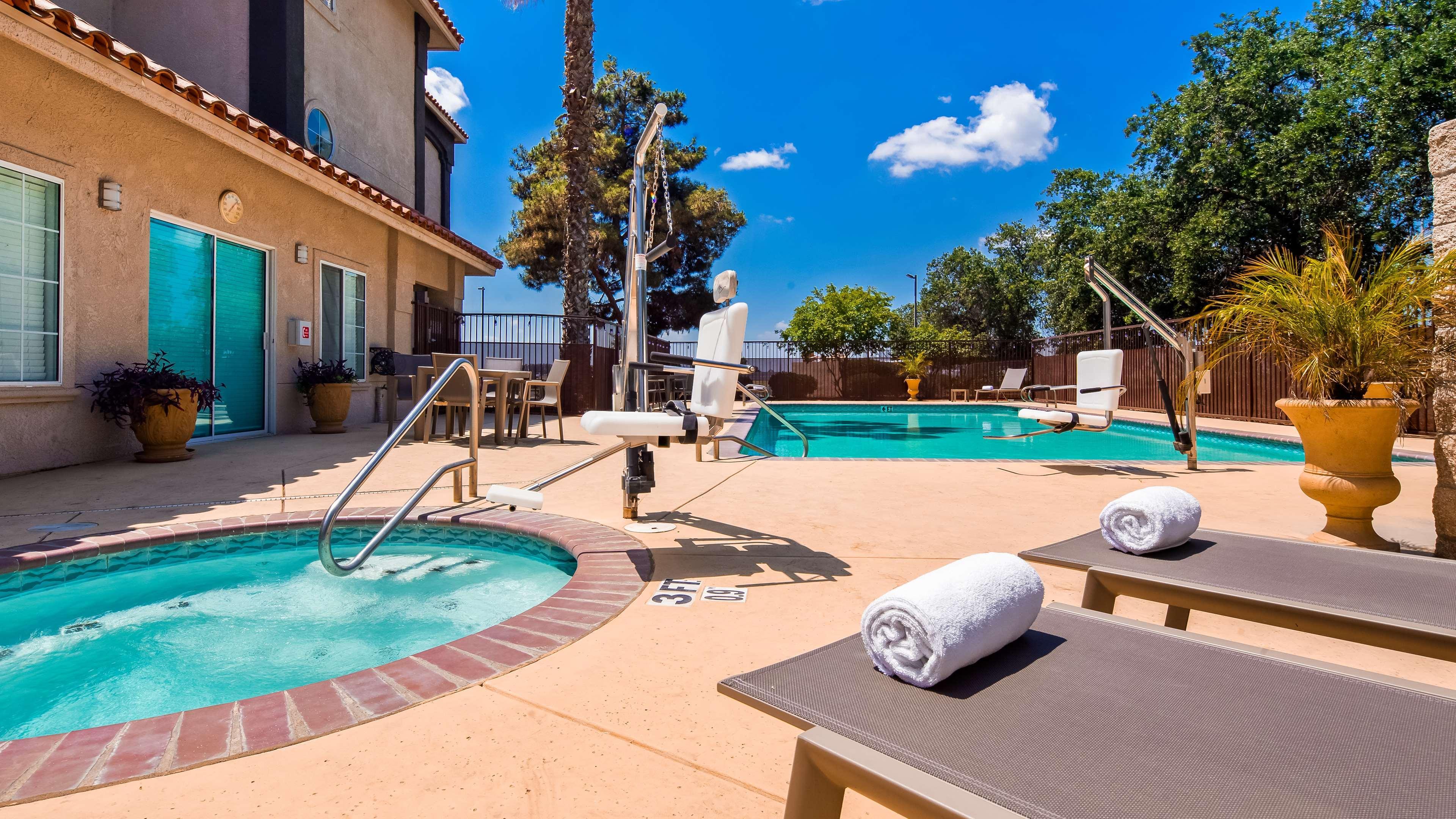 Best Western Plus Moose Jaw Ngoại thất bức ảnh