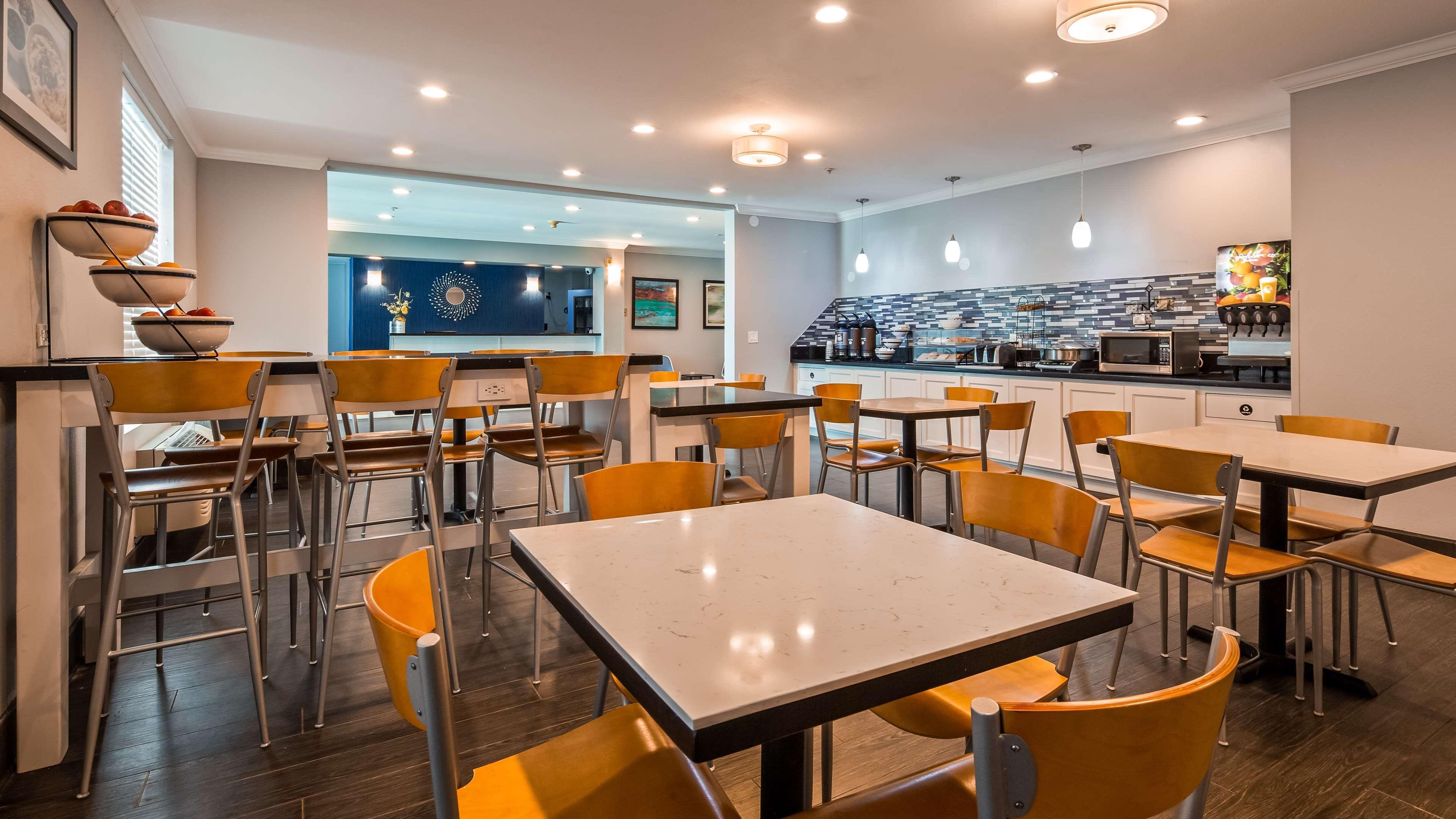 Best Western Plus Moose Jaw Ngoại thất bức ảnh