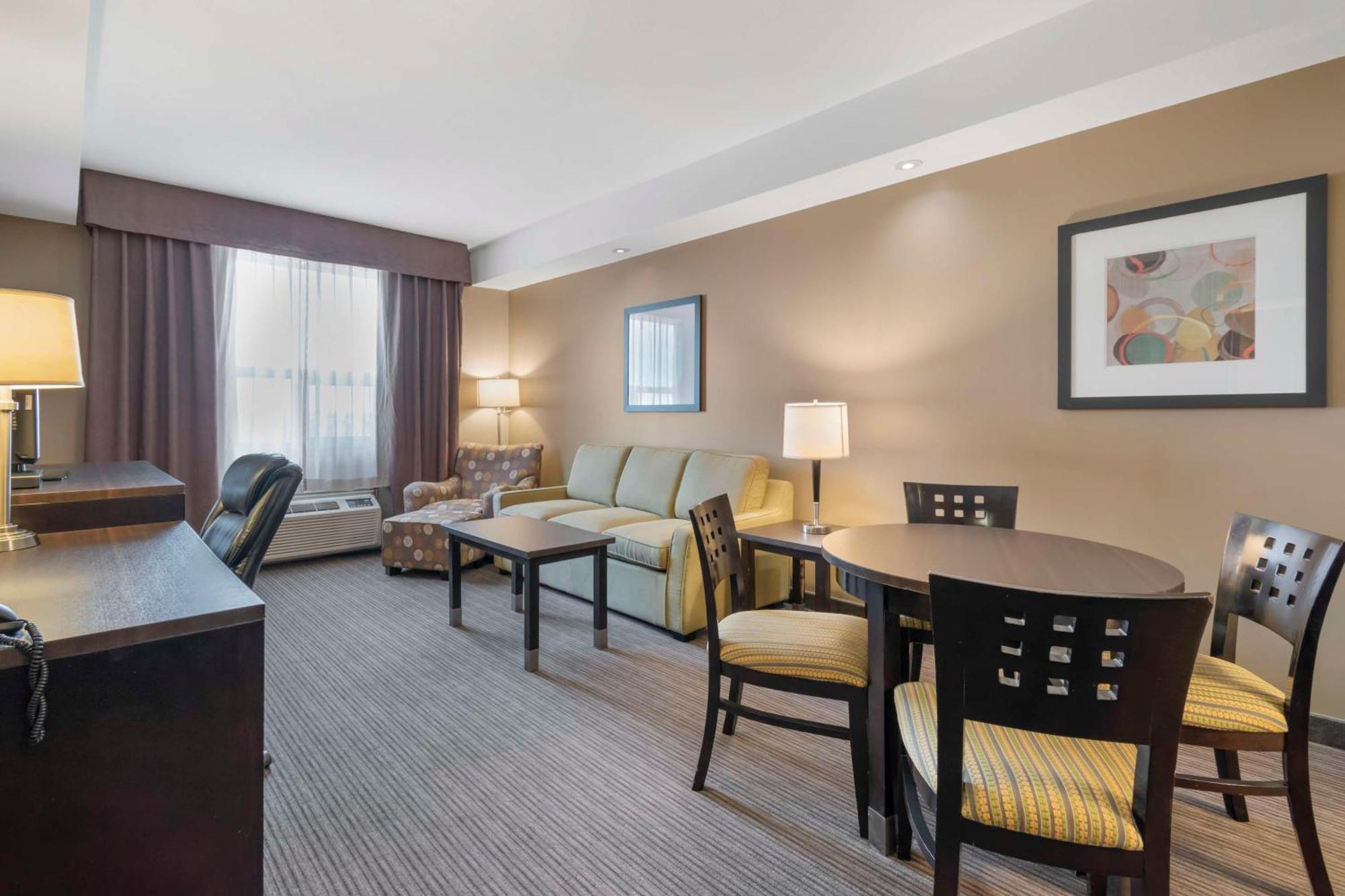 Best Western Plus Moose Jaw Ngoại thất bức ảnh